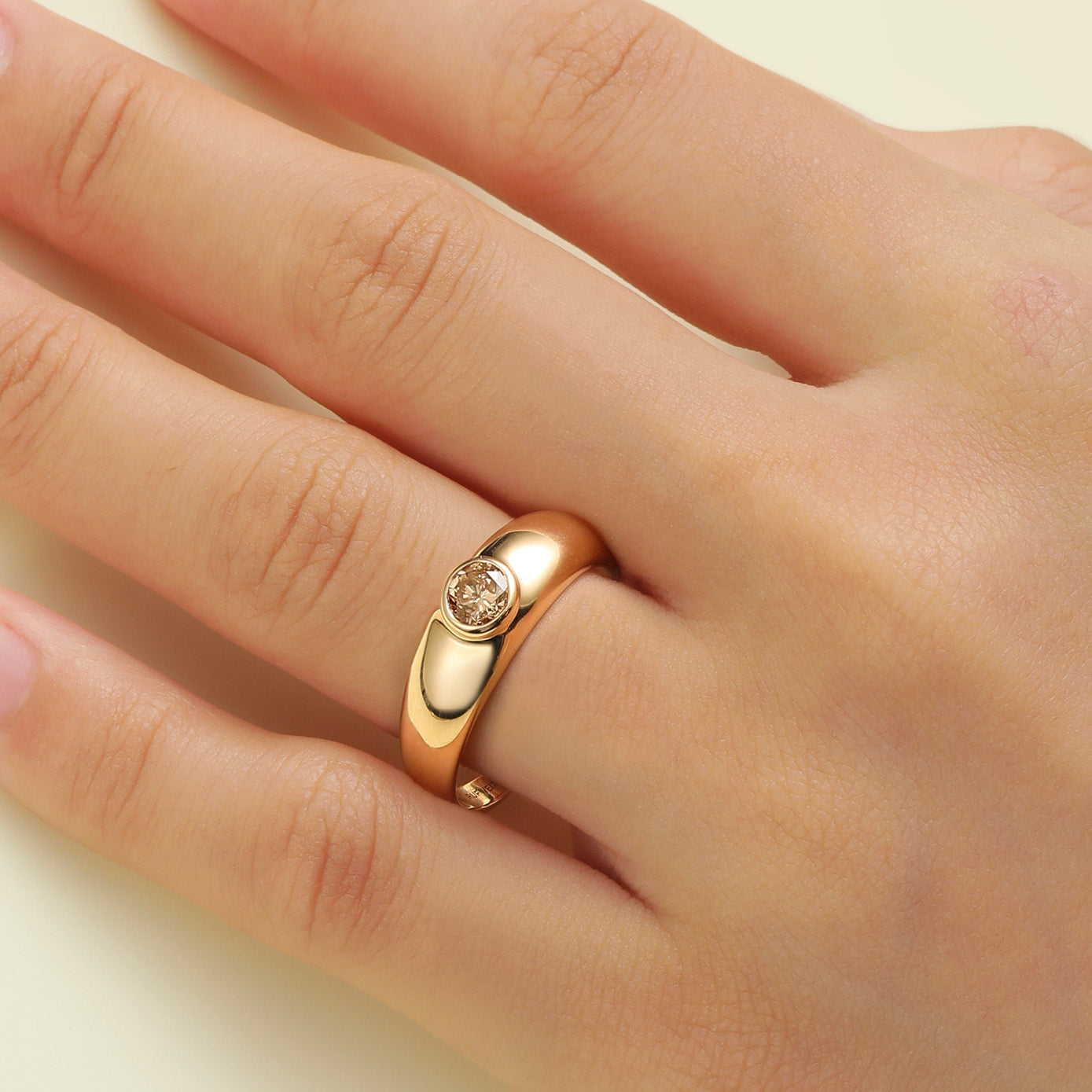 SS I 17 I Fancy Diamond Solitaire