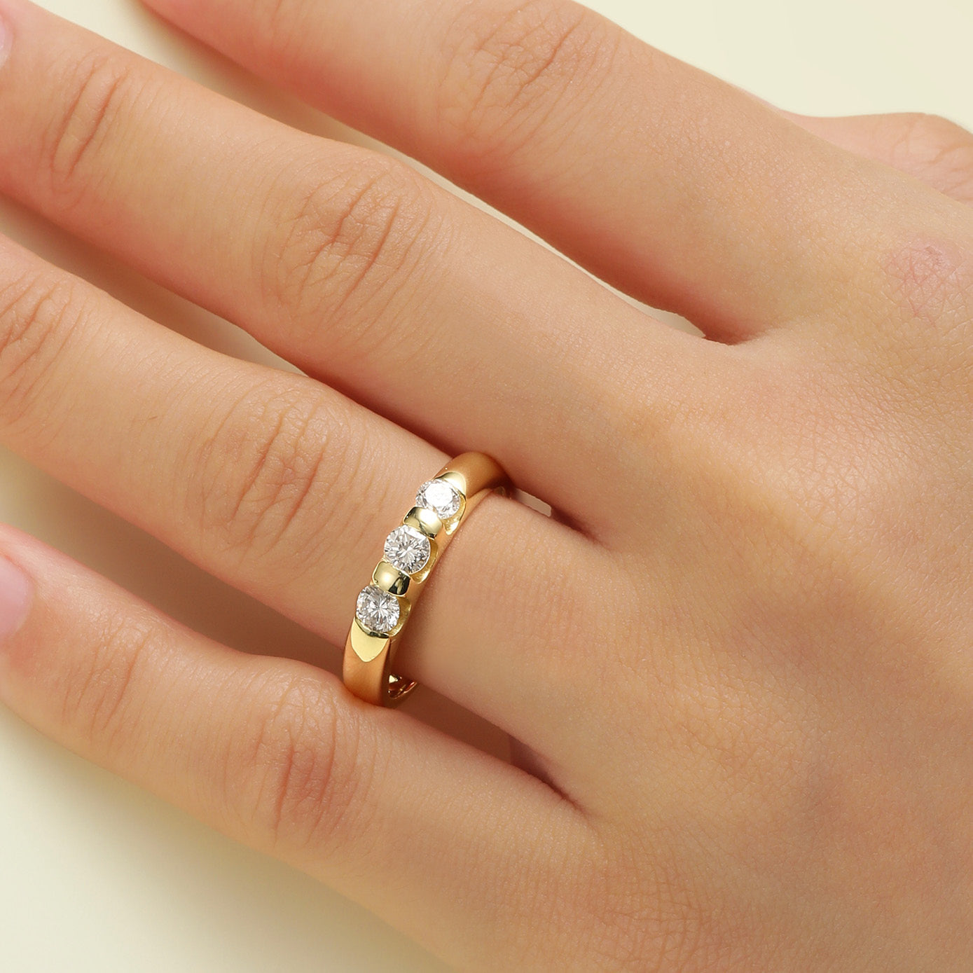 Sample Sale I Solid flying Diamond