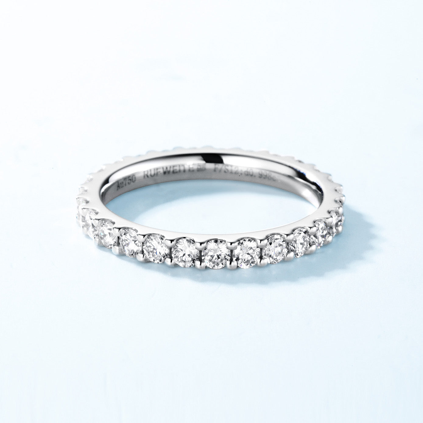 Bellevue Diamonds I Eternity Band VII.