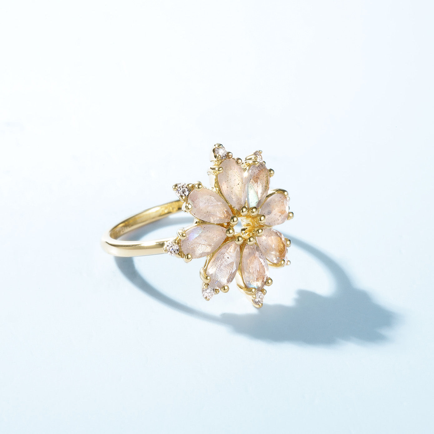 Bellevue Crown™ Solid Gold