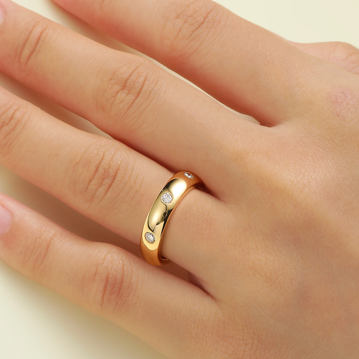 Sample Sale I Solid Pavé Diamond