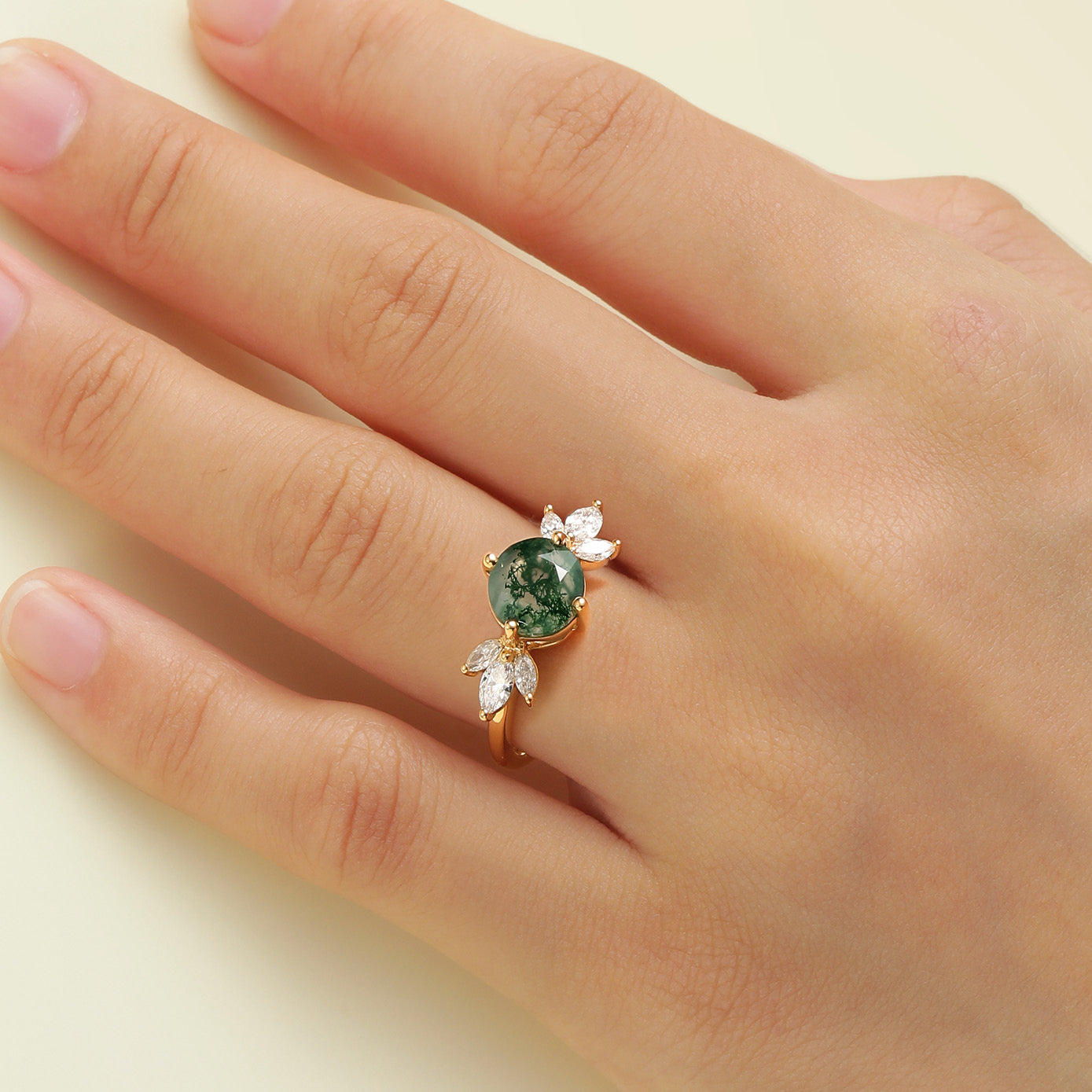 Flying Diamond Moss agate